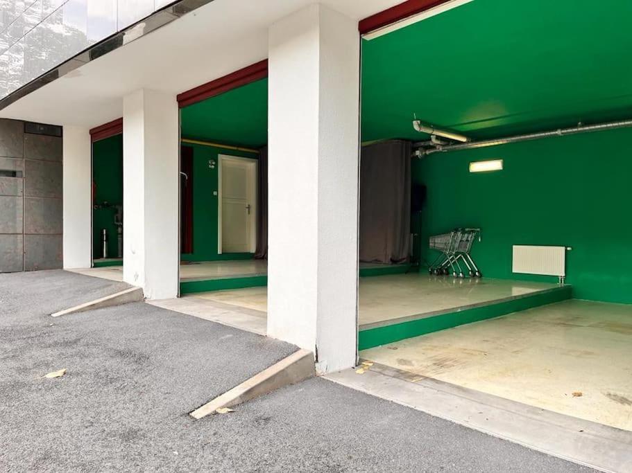 Lejlighed Lovely 3bd - Rooftop - Jacuzzi&sauna