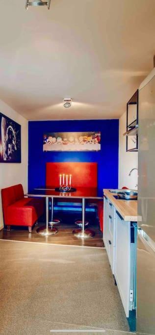 Lejlighed Lovely 3bd - Rooftop - Jacuzzi&sauna *